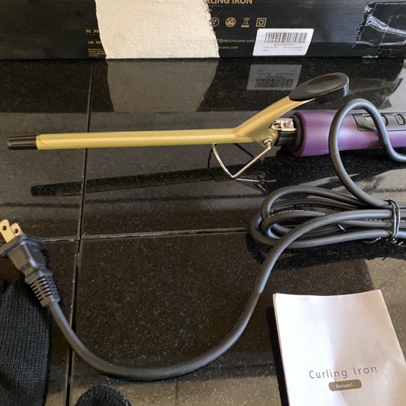 PROFESSIONAL CURLING IRON 3/4 Iinches - Picture 10 of 16